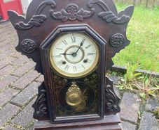 1900s gingerbread clock postage extra