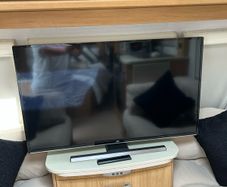 40" smart tv
