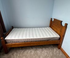 Free single bed & mattress