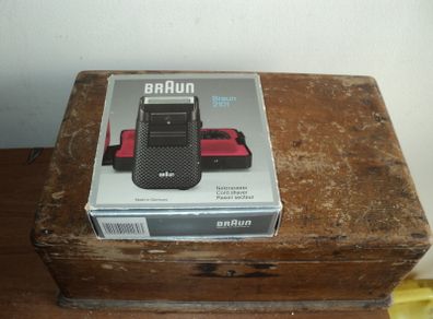 Vintage braun shaver 2101