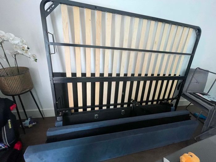 Caseys Furniture Amelia King Size Ottoman Bed Frame with Storage