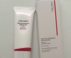 Shiseido Revitalessence Skin Glow Primer SPF 25 (30ml)