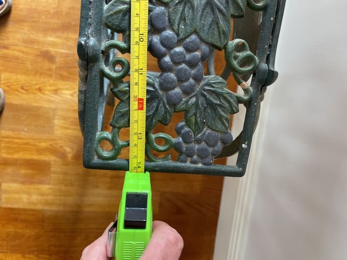 cast iron wine stand