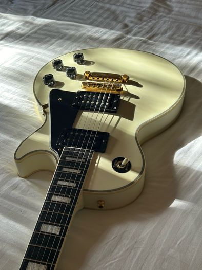 1987 Burny Les Paul Custom Alpine White Split Diamond Inlay