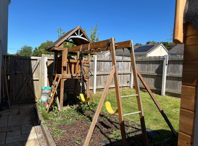 Swing and climbing frame set