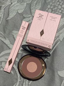 charlotte tilbury lip cheat pillow talk 2 medium and CHEEK TO CHIC in pillow talk Intense brand new
