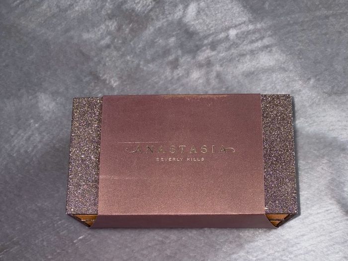 Anastasia Beverly Hills Palette Vault Soft Glam/Modern Renaissance Glitter Gift Set Limited Edition