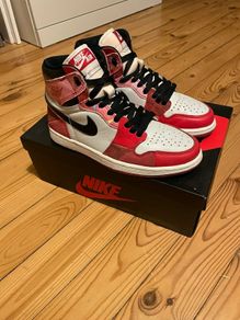 Air Jordan 1 High OG "Spider-Man: Across the Spider-Verse", also commonly referred to as the "Next Chapter" edition. Size 6