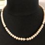 pearl necklace Image 3