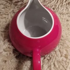Arthur Wood scarlet & white jug