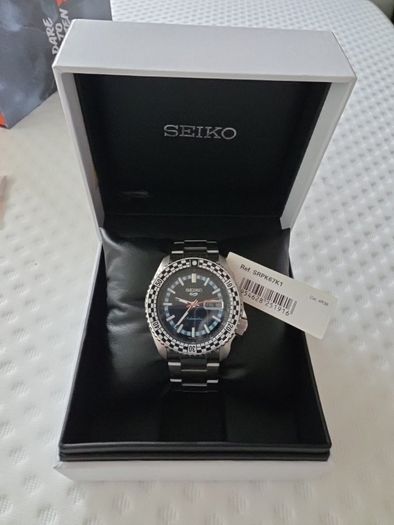 Seiko 5 Sports SRPK67K1 Automatic Box & Tag Excellent Condition