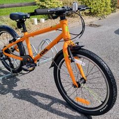 Frog 52 Hybrid Bike (Excellent Condition)