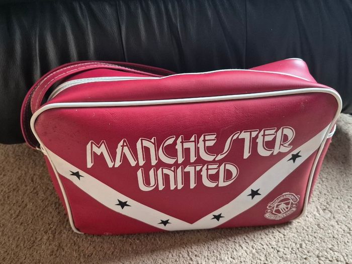 Manchester United vintage 1970's kit bag.
