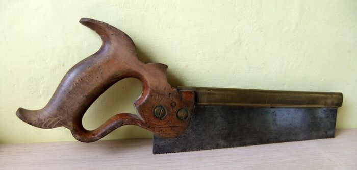 Old Henry Disston USA Dovetail Saw