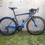 Boardman SLR 8.9 105 Mens Road Bike Image 2