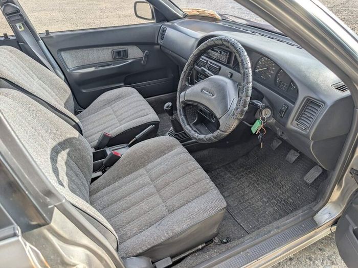 Toyota Corolla 1.3 petrol
