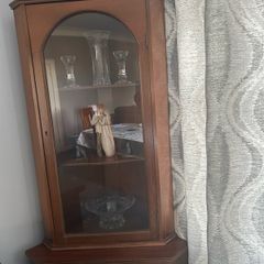 Corner Display Unit