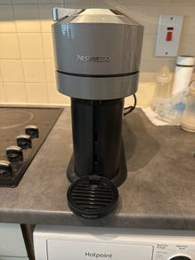 Nespresso vertuo next coffee machine