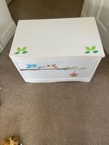 Toy box