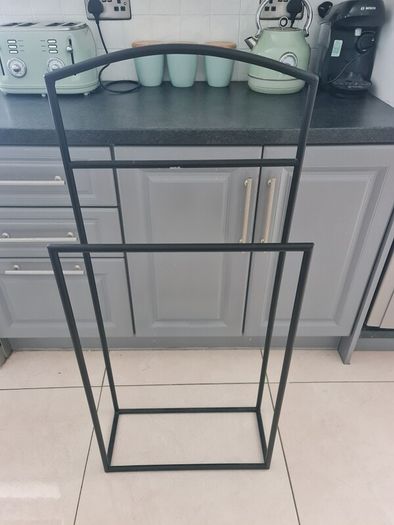 Towel Rack