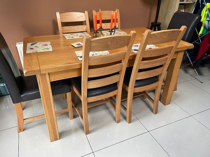 Dining table and 6 chairs