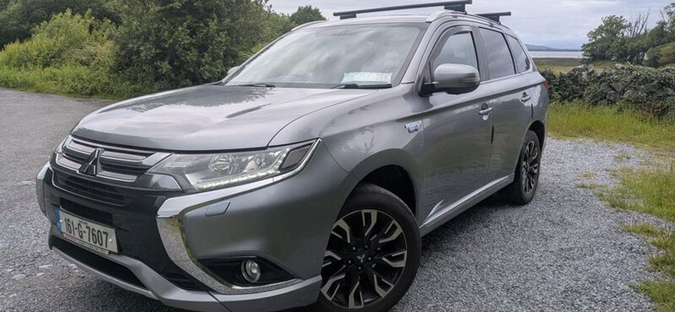Mitsubishi Outlander 2016
