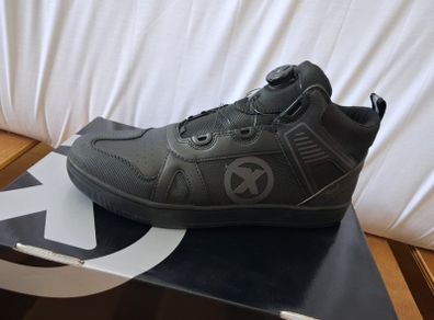 Motorbike boots