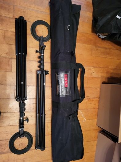 Bowens GM200 Studio lights