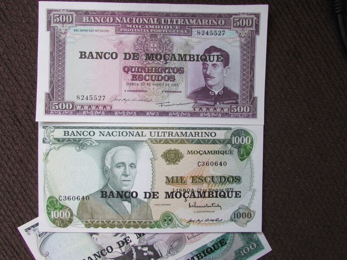 Mozambique Large Uncirculated Banknotes.Overprints.1961-1972.Large notes.
