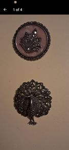 broches