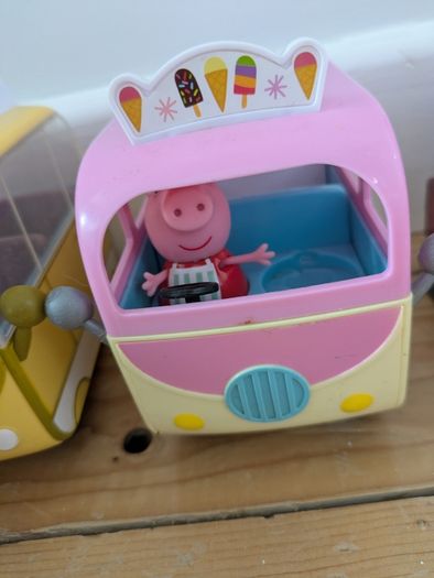 Large Peppa bundle
