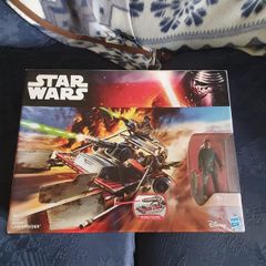 Star Wars The Force Awakens Desert Landspeeder and Finn action figure