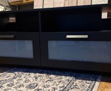 TV Bench