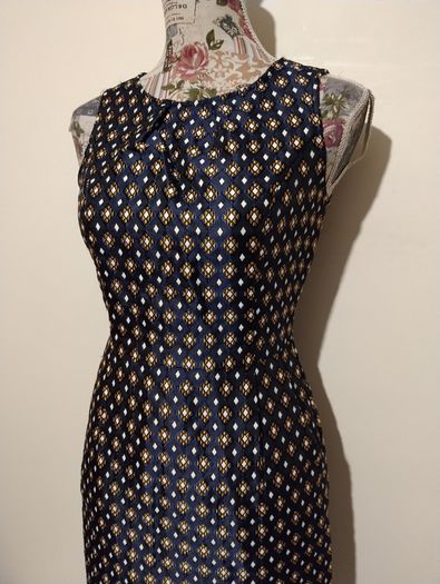 Beautiful Anonyme Occasion Dress with pockets, New With Tags
