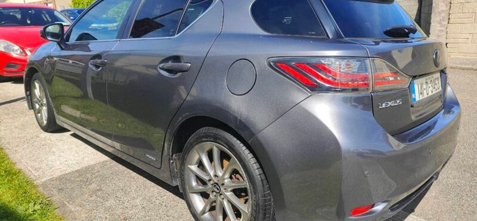 Lexus CT200H