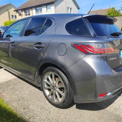 Lexus CT200H