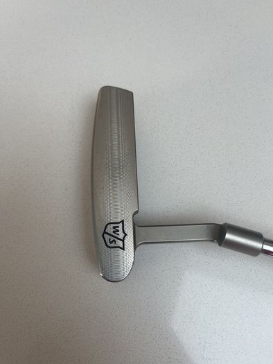 34" blade putter.
