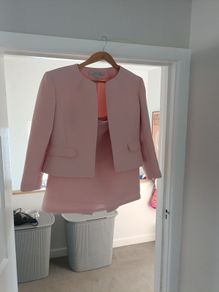 Tahari skirt and jacket 8