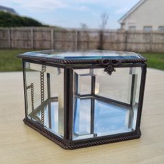 Hexagonal Metal Bevel Glass Jewellery Box