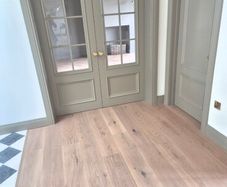 wood flooring fitter