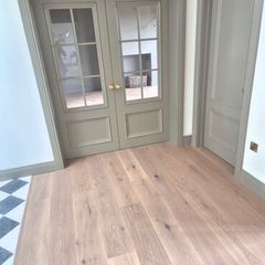 wood flooring fitter