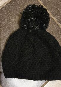 Age: 7/8 Years - Black Knitted Hat - Fully Lined