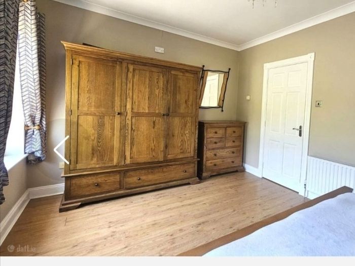 bed and bedroom super king