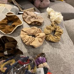 scrunchies