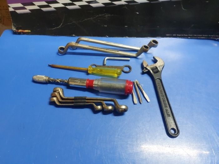 Spaners and screw drivers