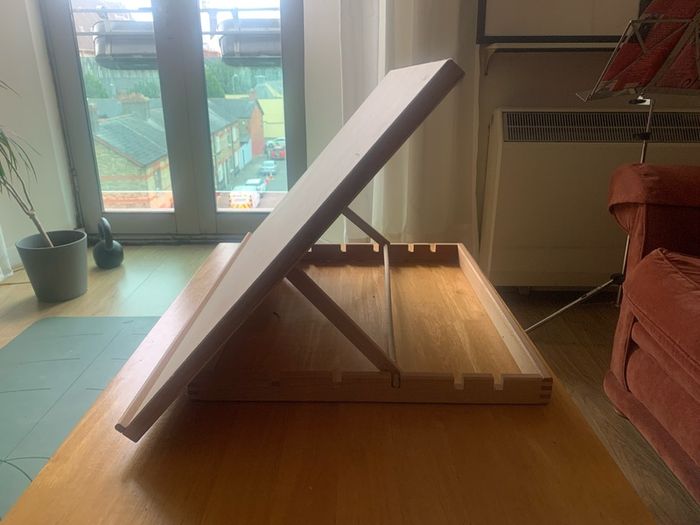 Adjustable Drawing Board