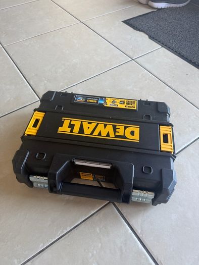 Dewalt Drill box