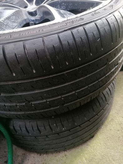 Set of 2 19 inch Mercedes alloy wheels with 235/35R19 tyres