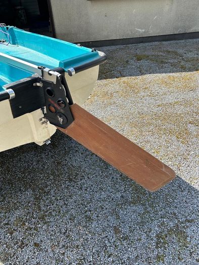 OSM 13ft 5in 404 fibreglass clinker boat
