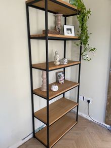 bookshelf